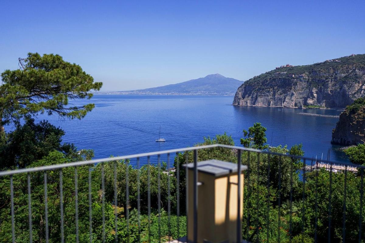 Villa Preziosa Al Pizzo 3 Km Da Sorrento Sant'Agnello Exterior photo
